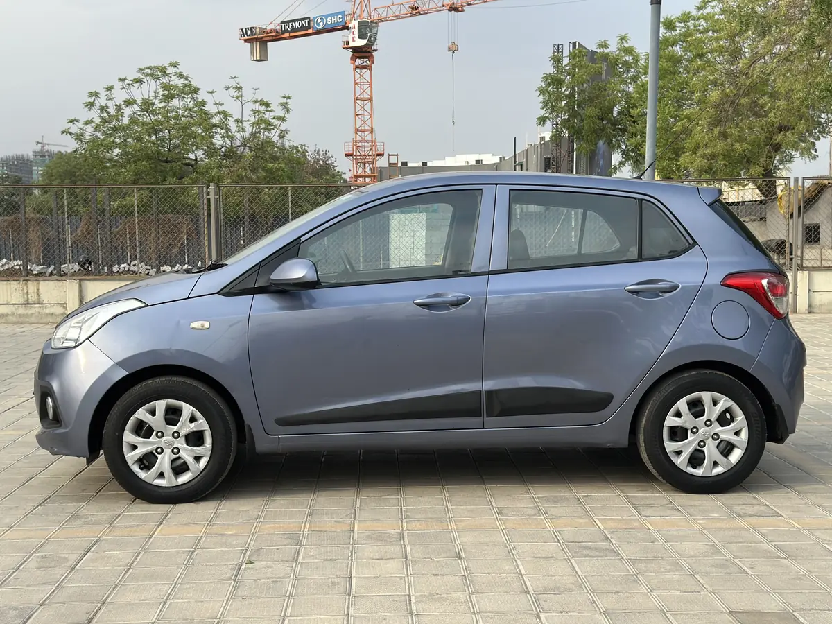 2016(11)HYUNDAI I10 MAGNA CNG 1st FULL