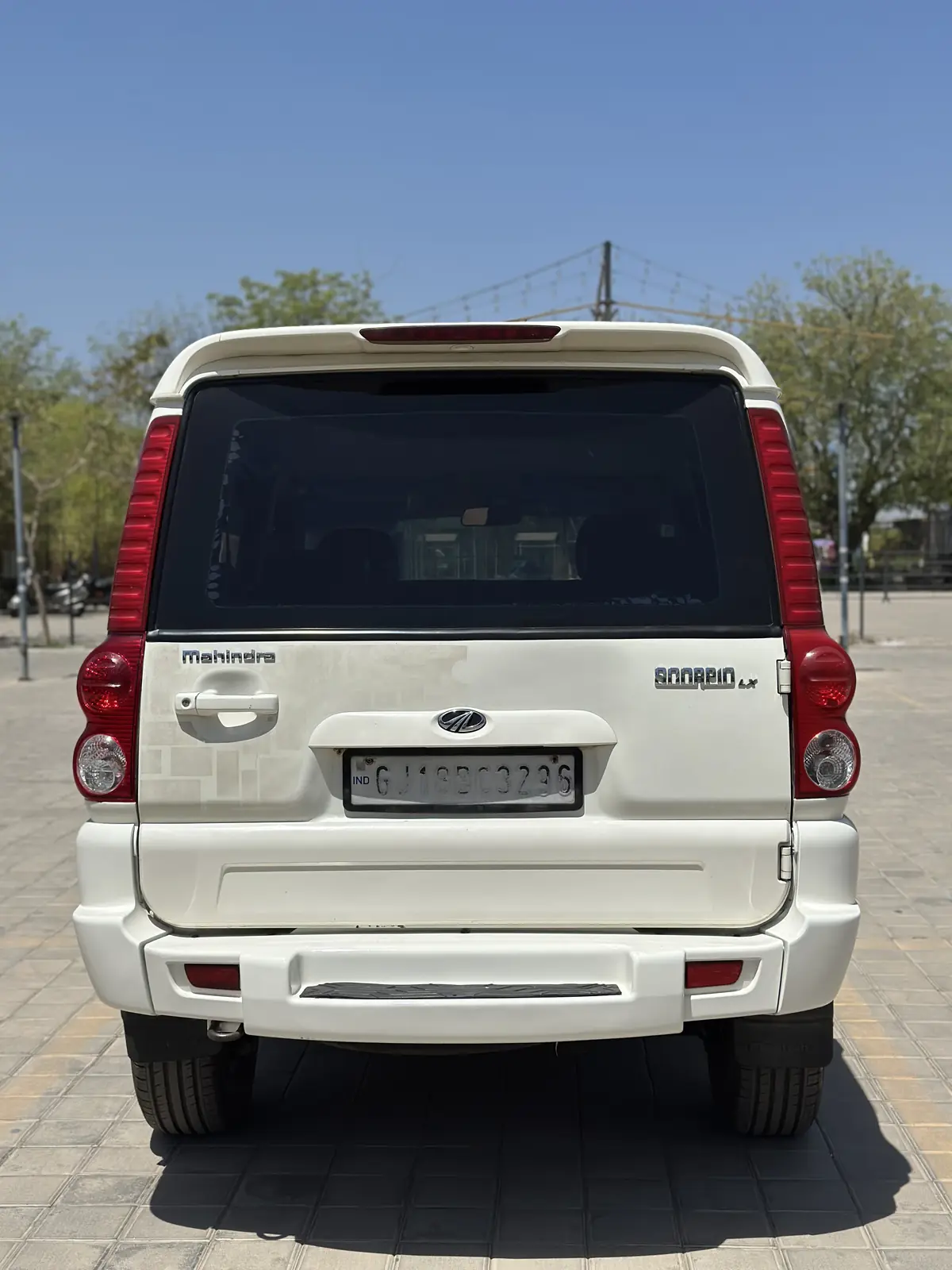 2014 MAHINDRA SCORPIO LX
