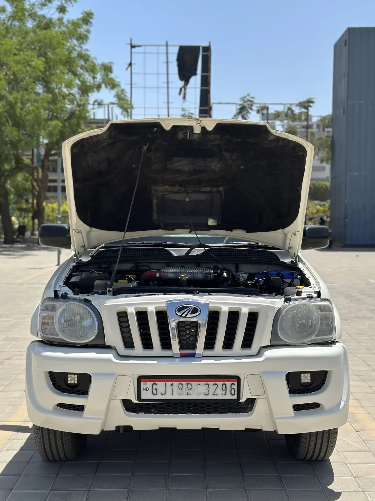 2014 MAHINDRA SCORPIO LX