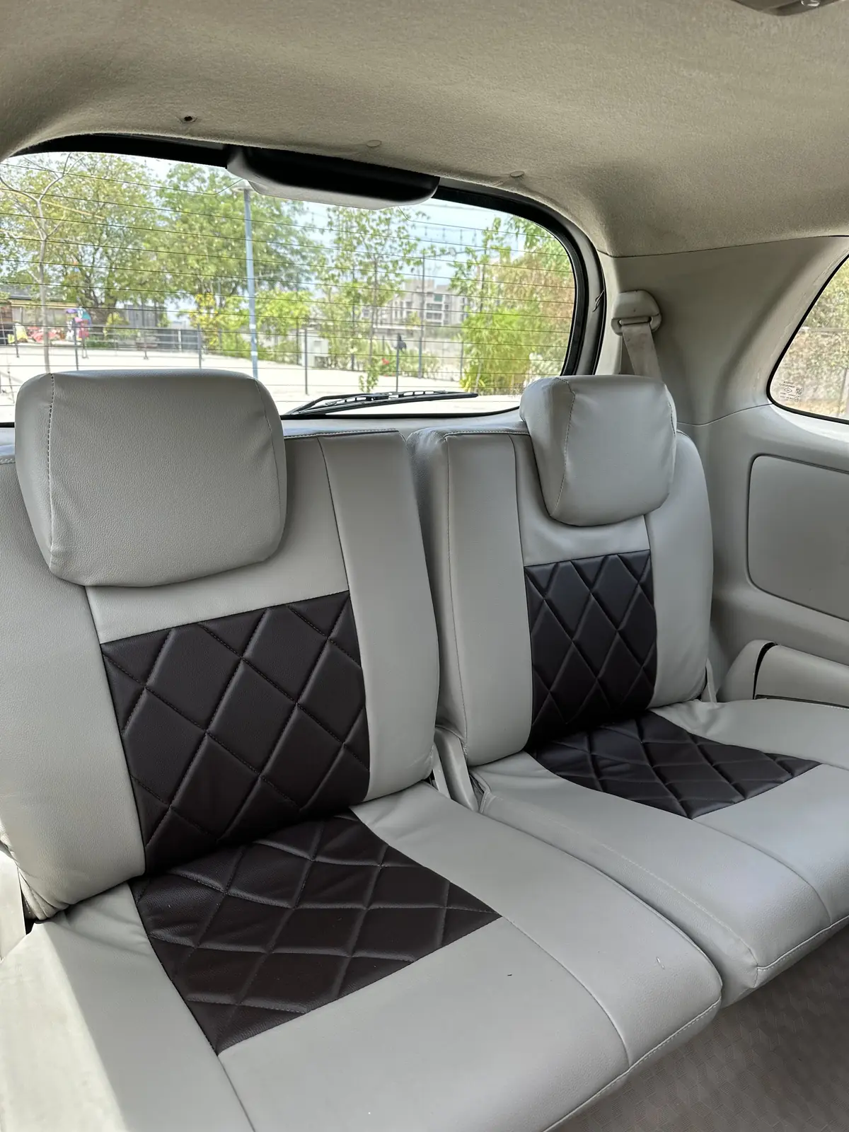2012 TOYOTA INNOVA V MT