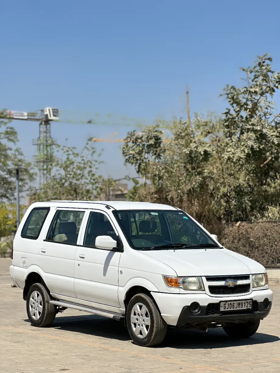 TAVERA NEO3 B3 EURO4 9+1