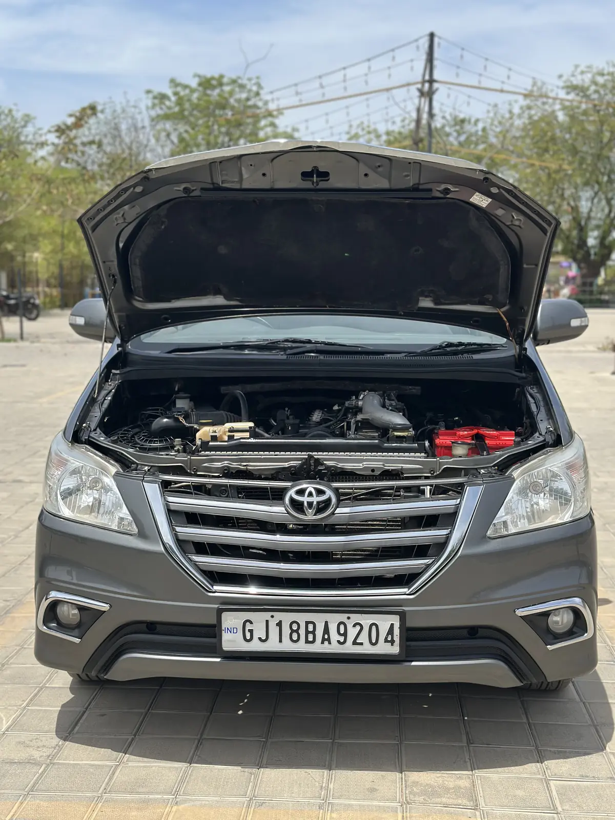 2012 TOYOTA INNOVA V MT