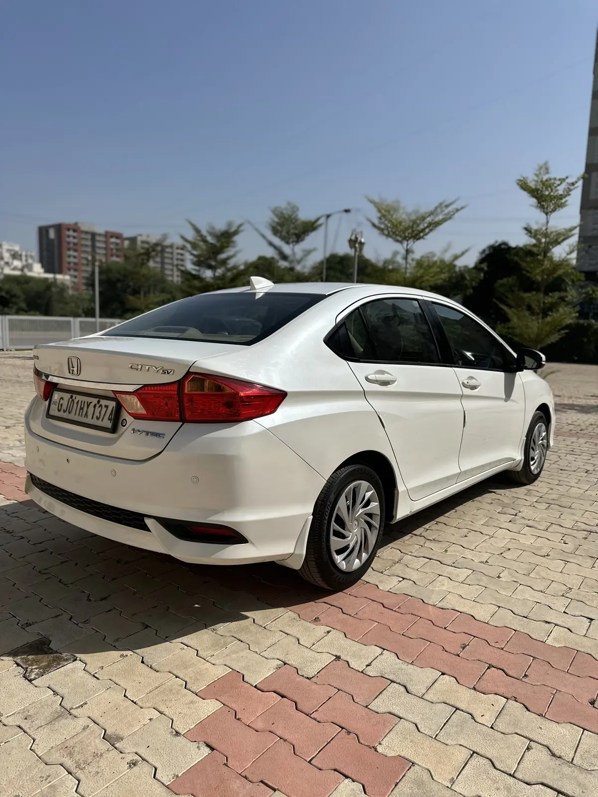 2018 HONDA CITY SV I-VTEC