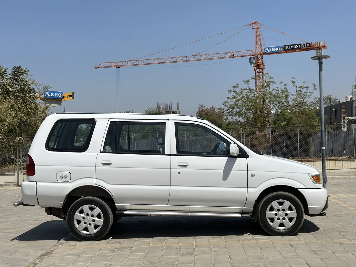 TAVERA NEO3 B3 EURO4 9+1