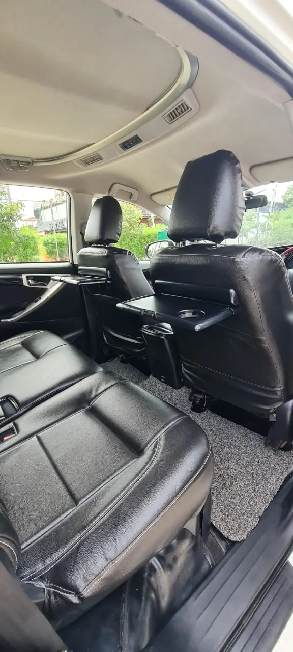 2019 TOYOTA INNOVA CRYSTA V